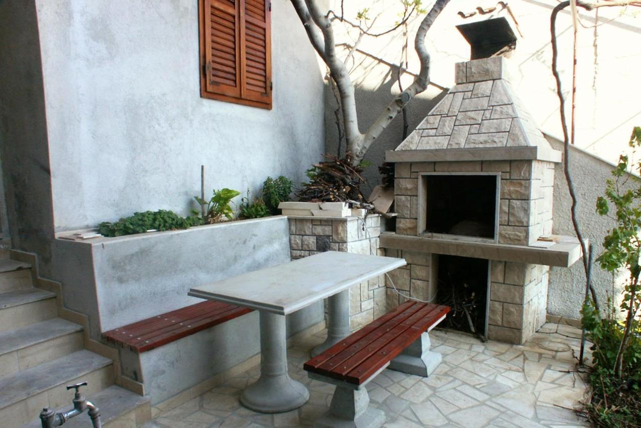 Apartments By The Sea Pisak, Omis - 658 Mimice Exterior foto