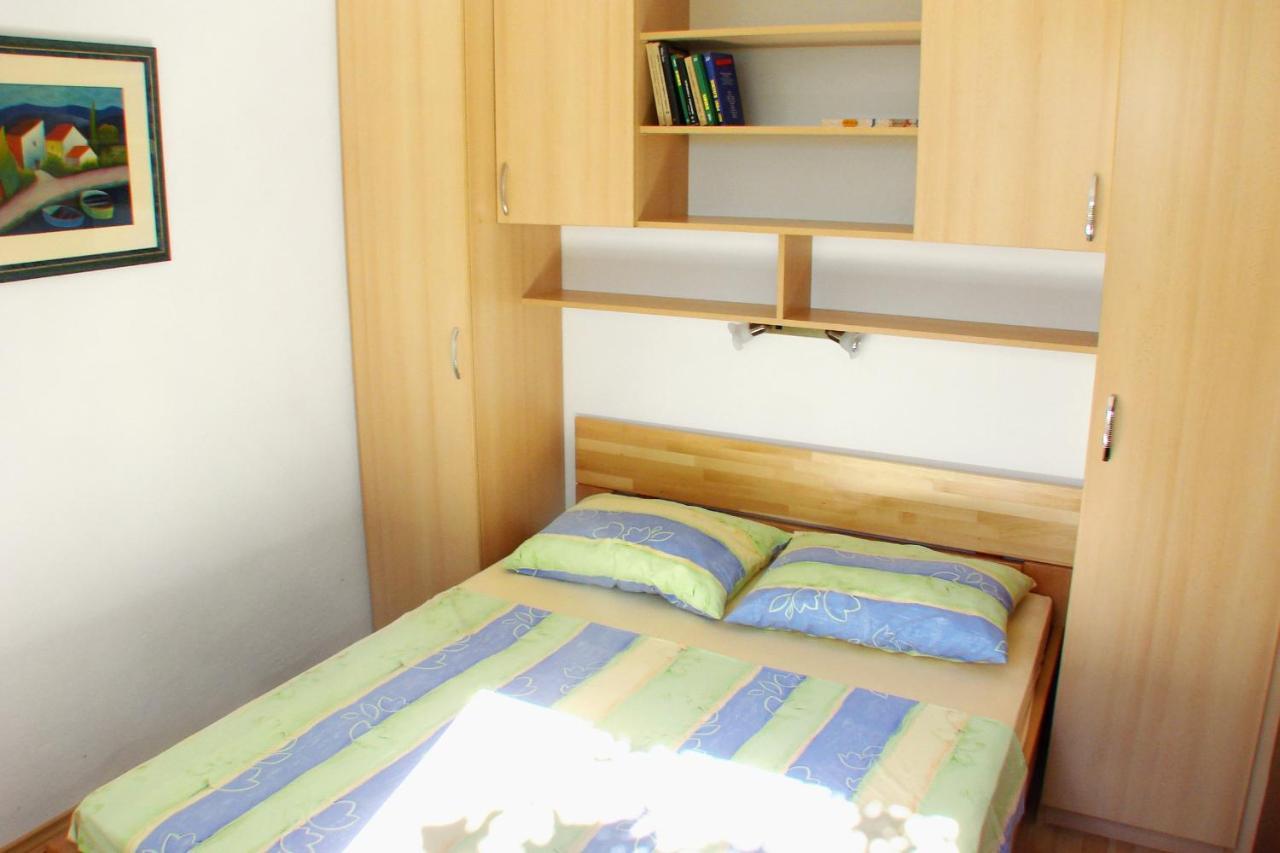 Apartments By The Sea Pisak, Omis - 658 Mimice Exterior foto